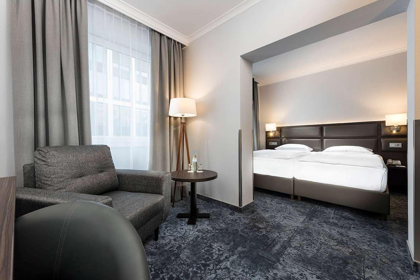 Hotel Wyndham Koeln Zewnętrze zdjęcie