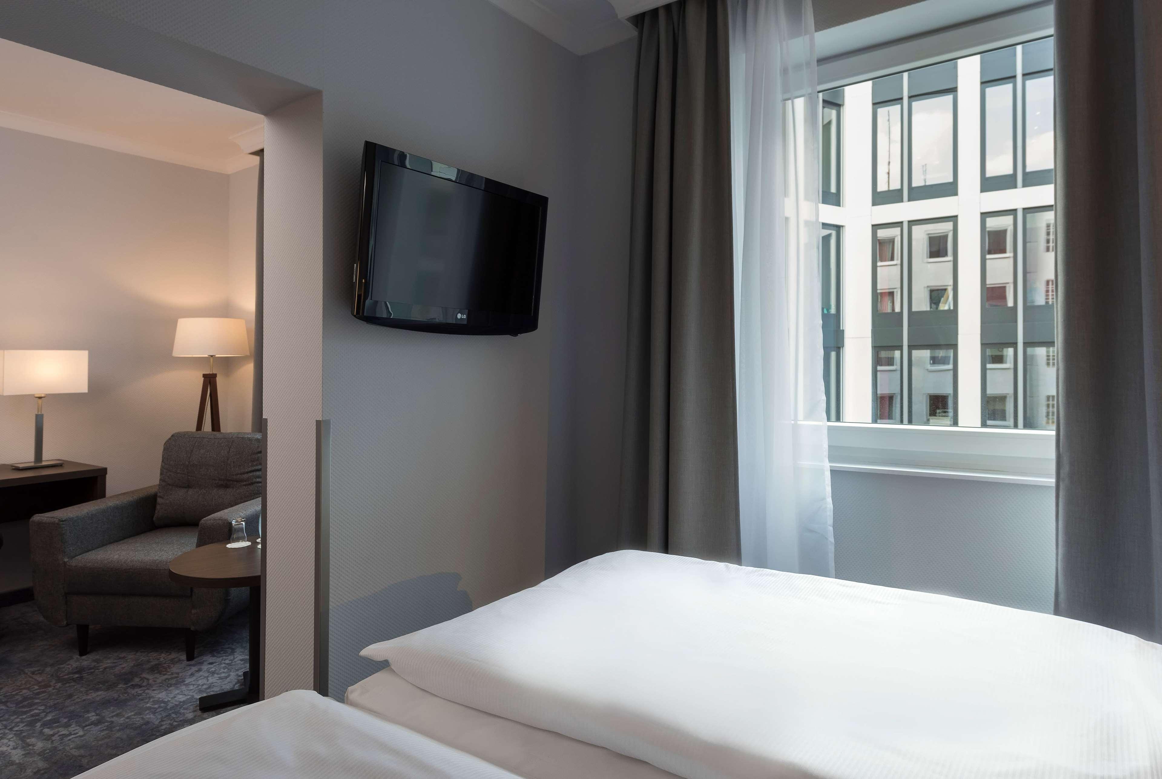 Hotel Wyndham Koeln Pokój zdjęcie